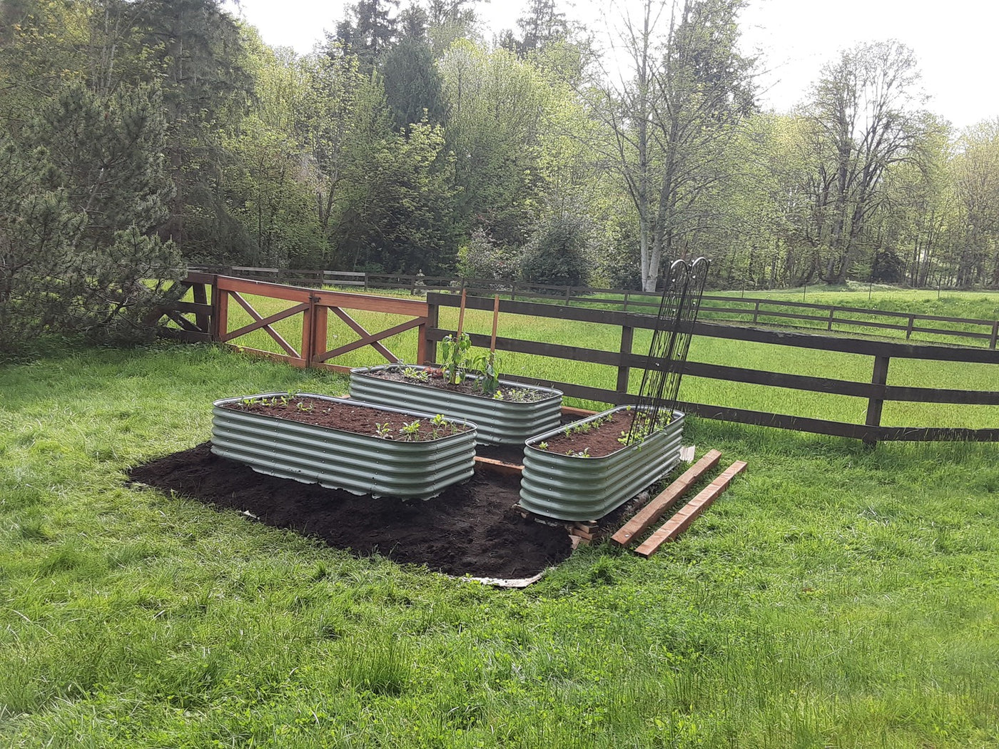 7 Benefits of Modular Metal Raised Garden Beds